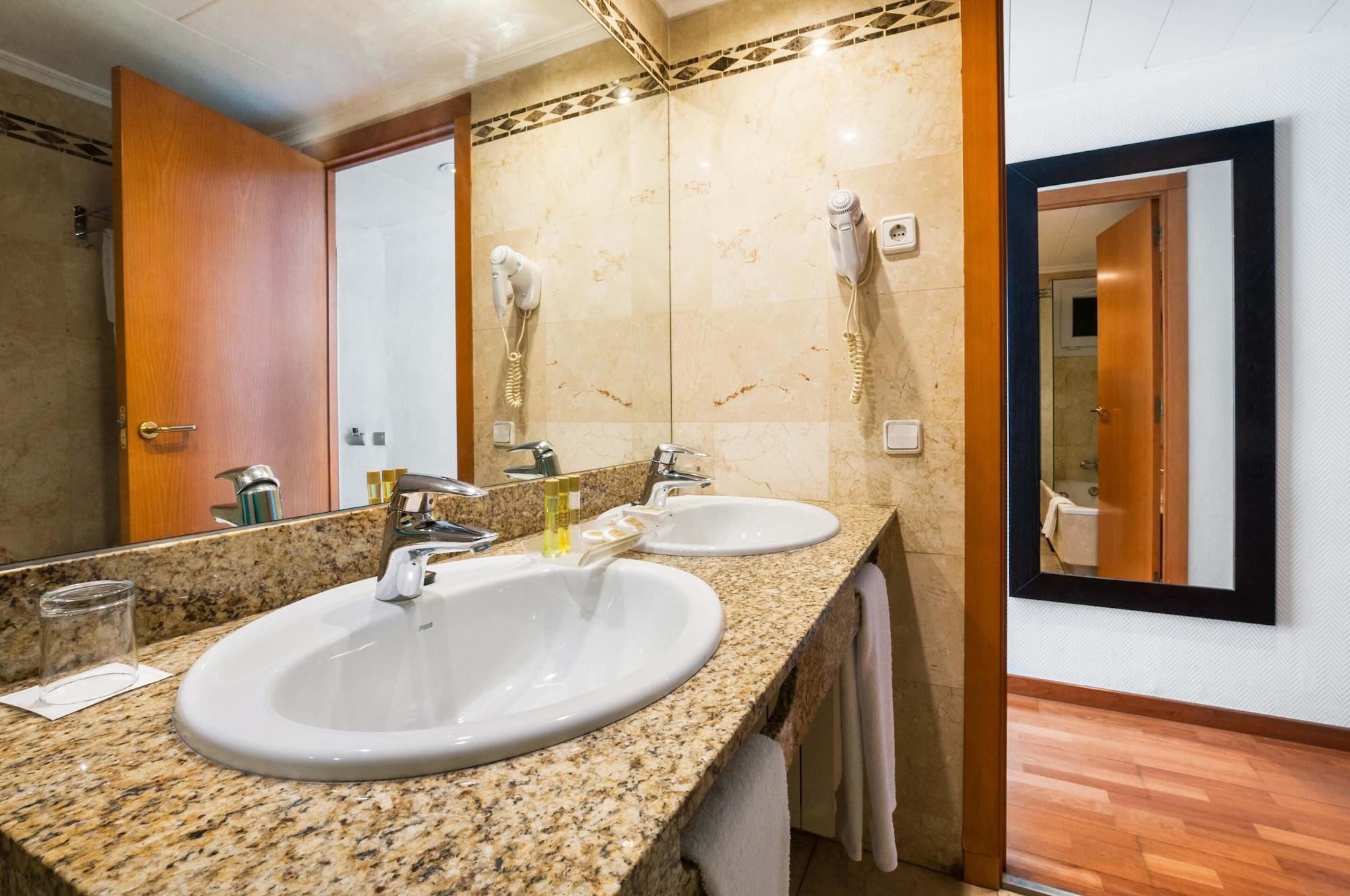 Exe Cristal Palace Hotell