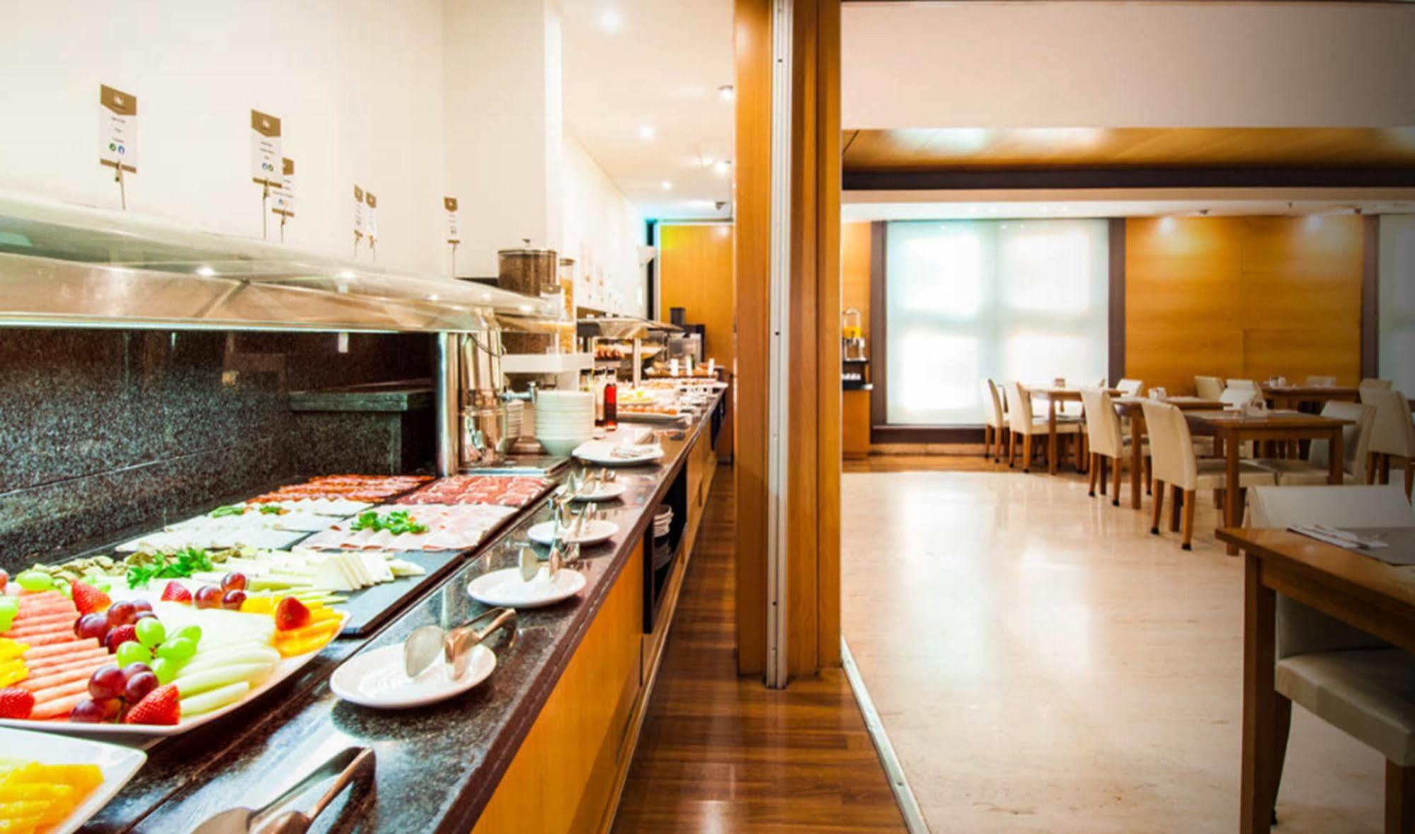 Hotell Exe Cristal Palace 4*